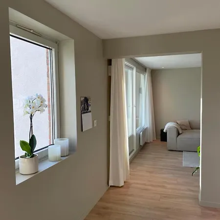 5 Star Sentral And Modern 3-bedroom Apartment, With Free Parking! * Τρόντχαϊμ