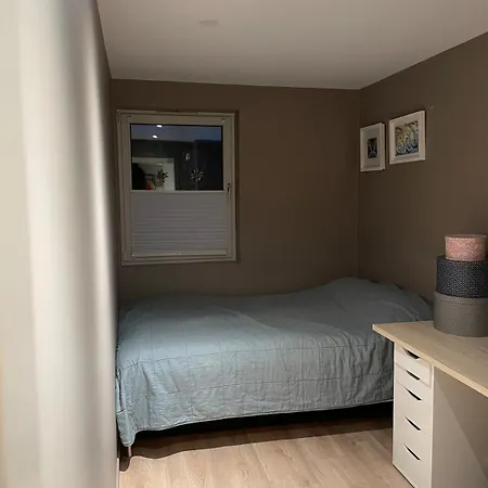 5 Star Sentral And Modern 3-bedroom Apartment, With Free Parking! Διαμέρισμα *